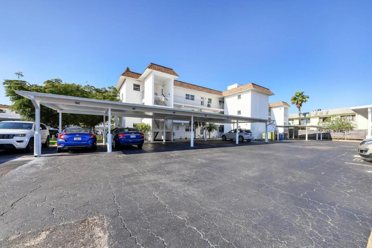 2 Bed 2 Bath Centrally Located On Siesta Key Sarasota Exterior photo